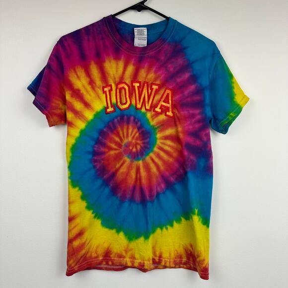 Gildan Heavy Cotton Unisex Iowa State Cyclones Football Tie-Dye T-Shirt Small - Picture 1 of 11